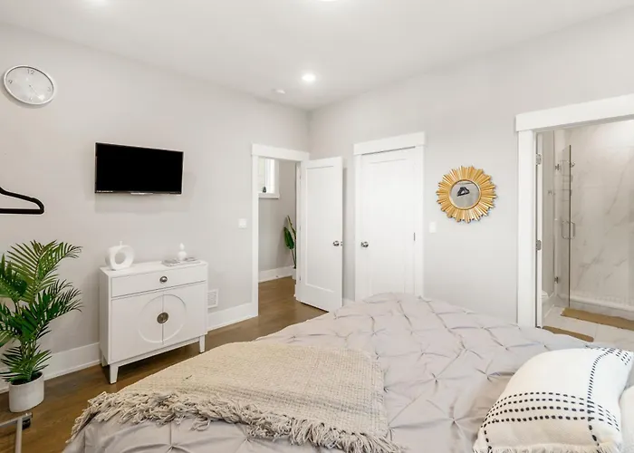 Apartment Season Edifice